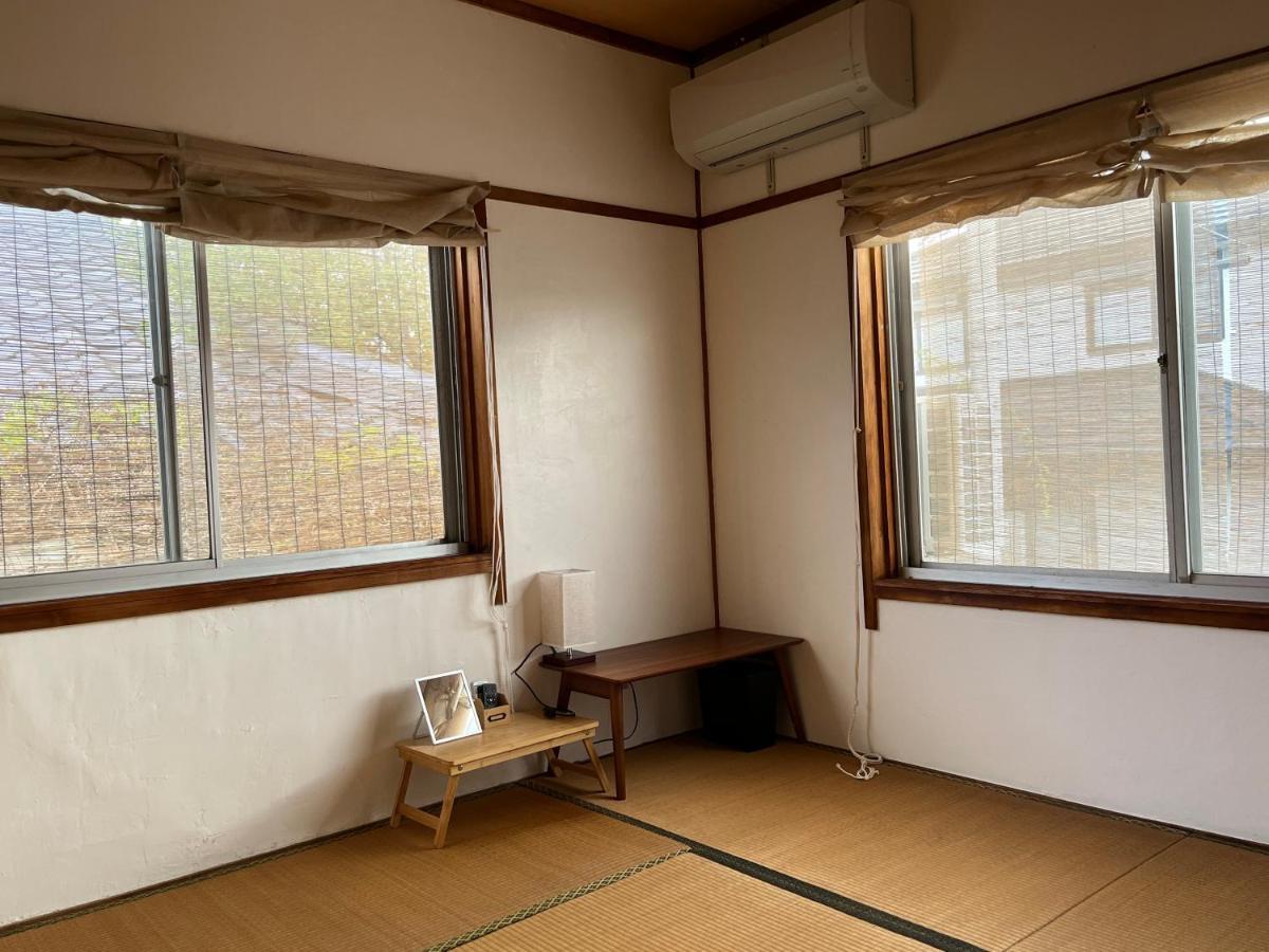 Guesthouse紫雲 Kanonji Экстерьер фото